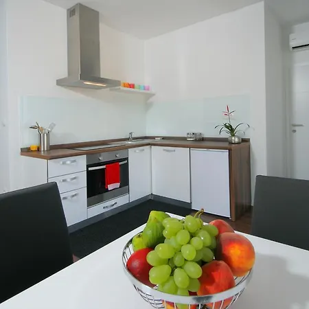 Апартаменты Charm And *