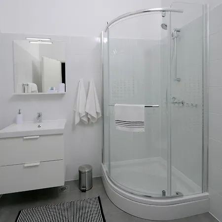 Апартаменты Charm And Трогир