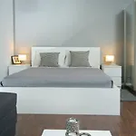 Charm And Apartment *